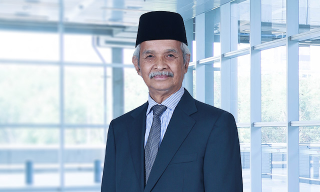 Y.Bhg. Dato’ Paduka Emeritus Prof. Dr. Muhamad bin Awang